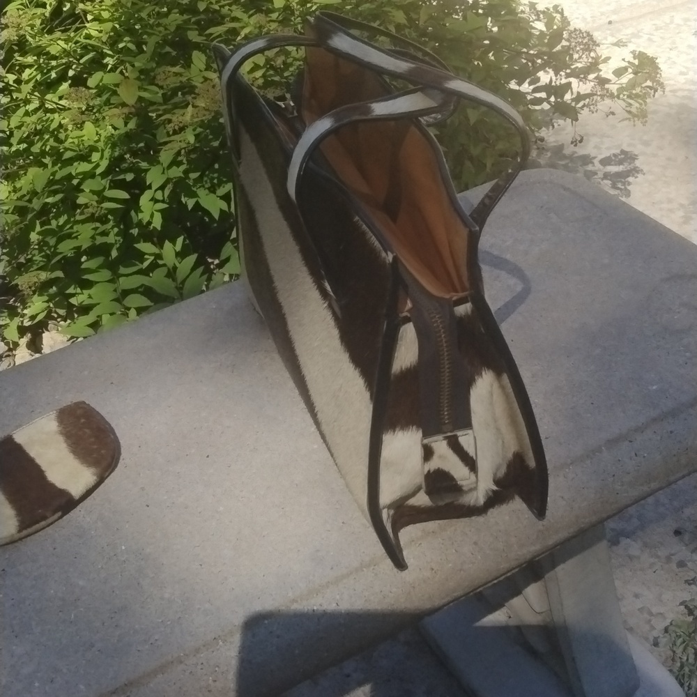 Genuine Zebra Hide And Leather Handbag And Coin P… - image 6